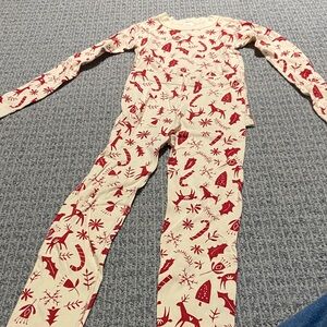 Hanna Andersson Cream and Red Kids Pajama Set